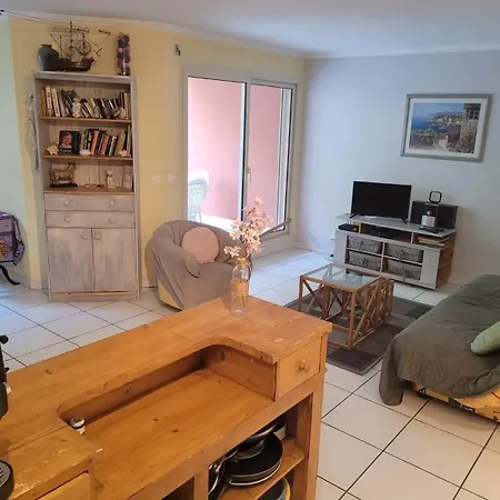 Les Pieds Dans L'eau * Theoule-sur-Mer