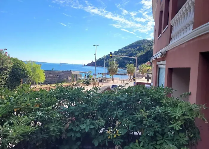 Apartment Les Pieds Dans L'eau